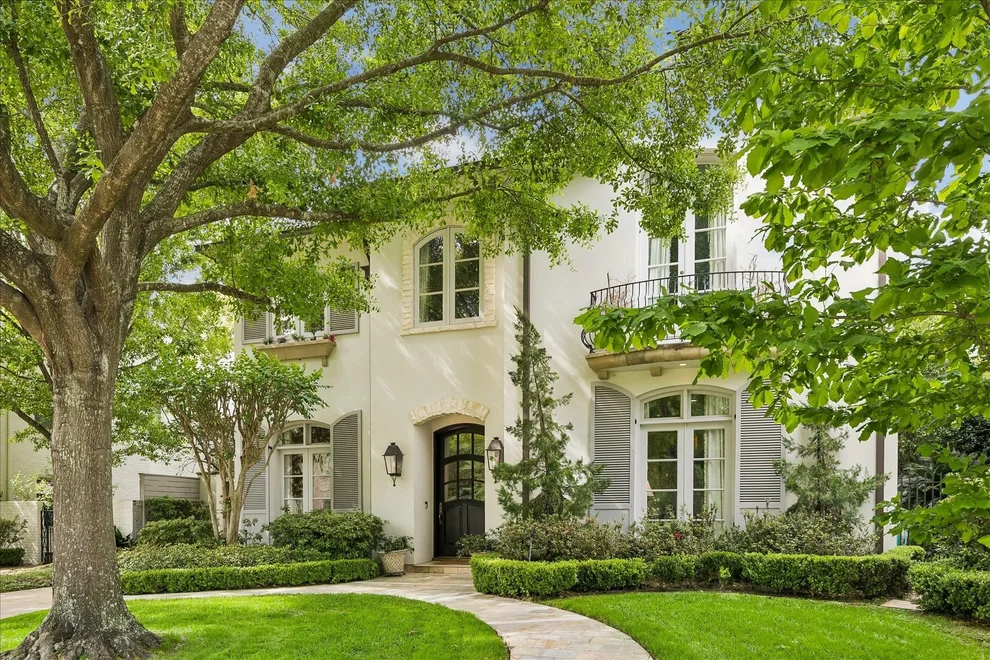 Unit for sale at 2414 Stanmore Drive, Houston, TX 77019