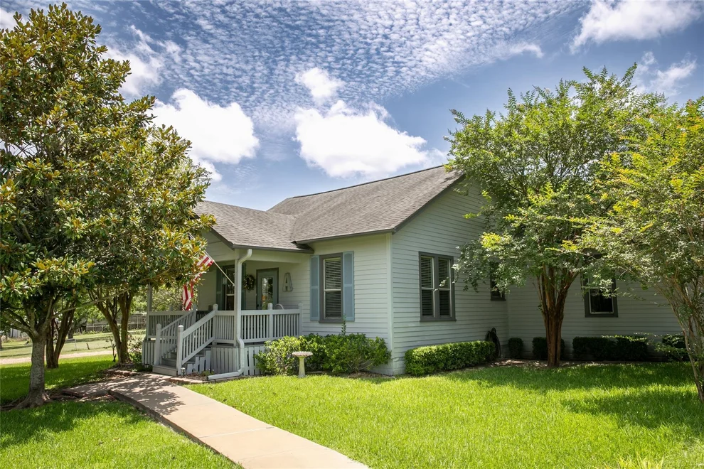 Unit for sale at 401 N Colorado Street, Burton, TX 77835