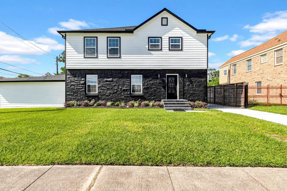 Unit for sale at 3224 Southmore Boulevard, Houston, TX 77004