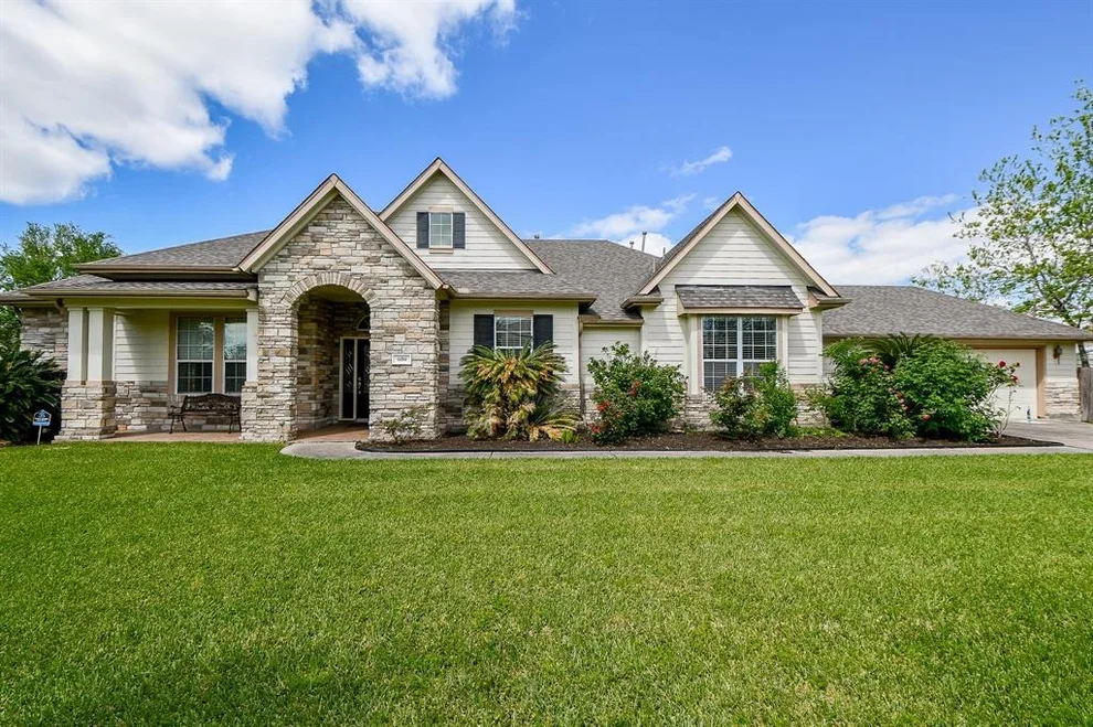 Unit for sale at 606 S 1st Street, La Porte, TX 77571