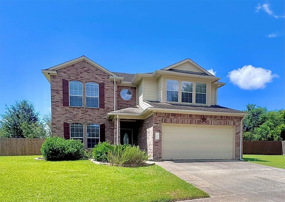 Unit for sale at 7408 Newport Lane, Pearland, TX 77584