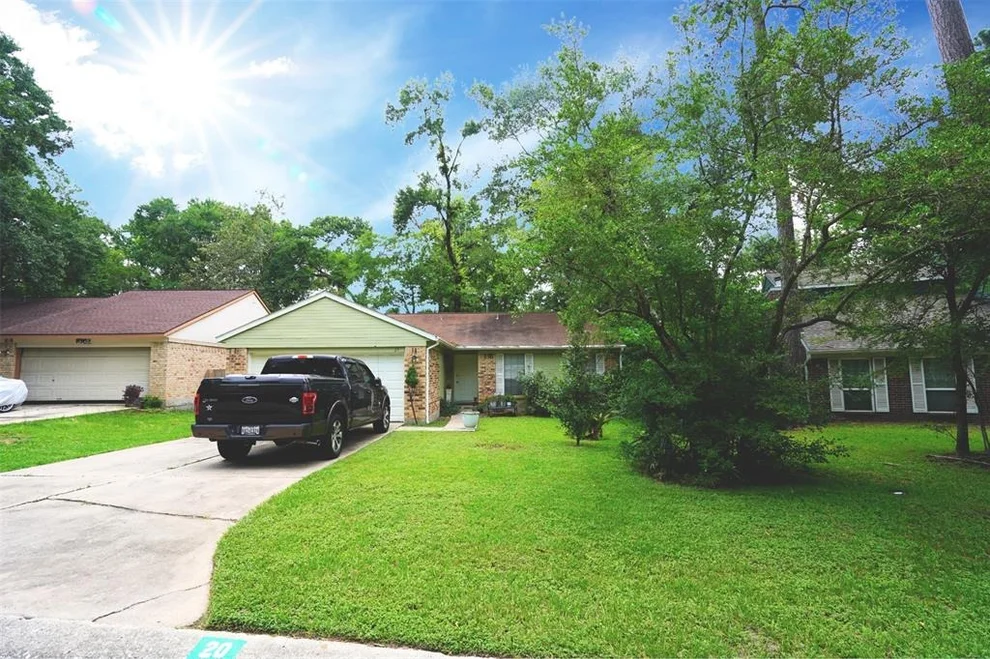 Unit for sale at 20 N Greenbud Court, Spring, TX 77380