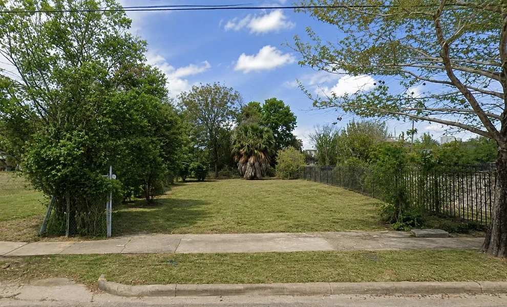 Unit for sale at 3416 Emancipation Avenue, Houston, TX 77004