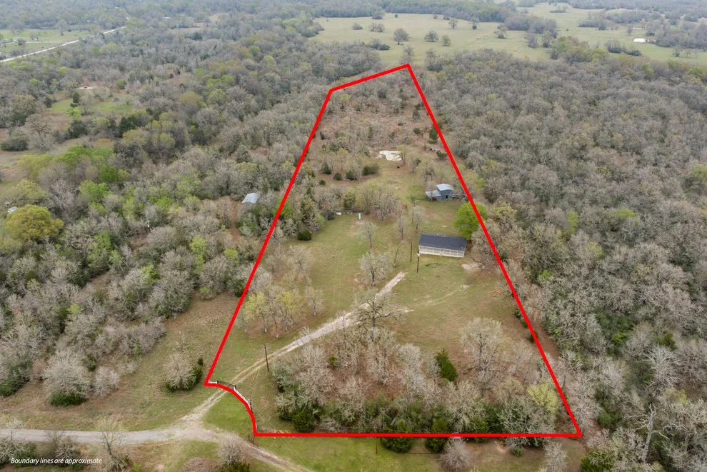 Unit for sale at 7111 Refugio Circle, Bedias, TX 77831