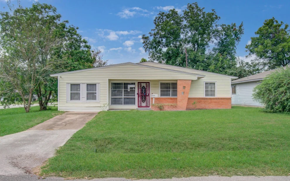 Unit for sale at 3326 Proswimmer Street, Houston, TX 77088
