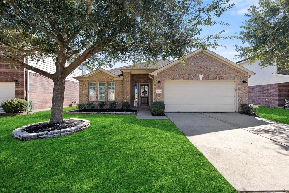 Unit for sale at 9926 Driftwood Park Drive, Houston, TX 77095