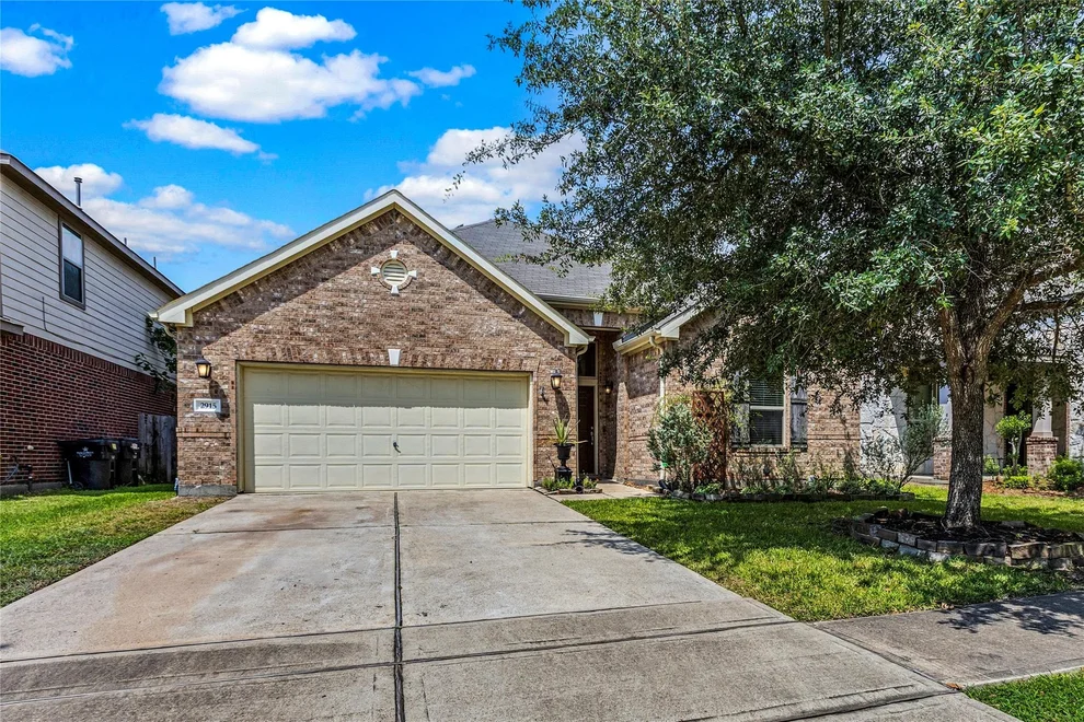 Unit for sale at 2915 Coastal Prairie Lane, Katy, TX 77493