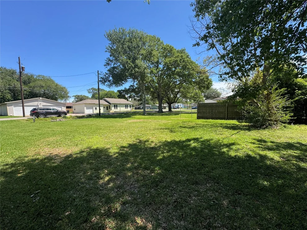 Unit for sale at 5419 Whitaker Street, Groves, TX 77619