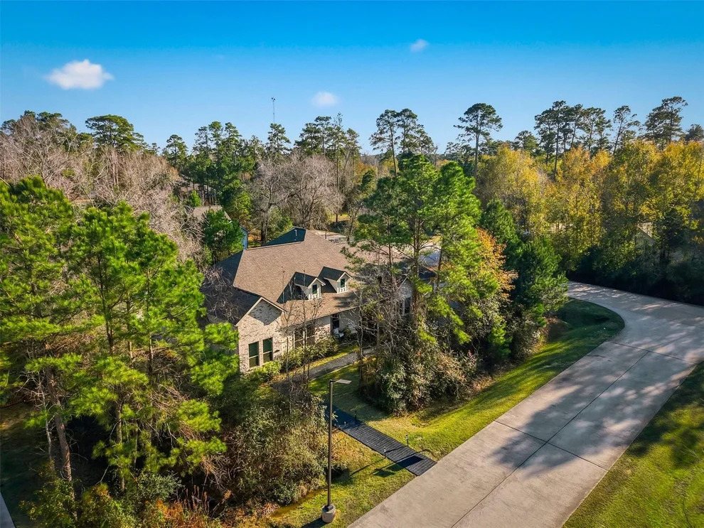 Unit for sale at 25202 Wilkes Park, Tomball, TX 77375