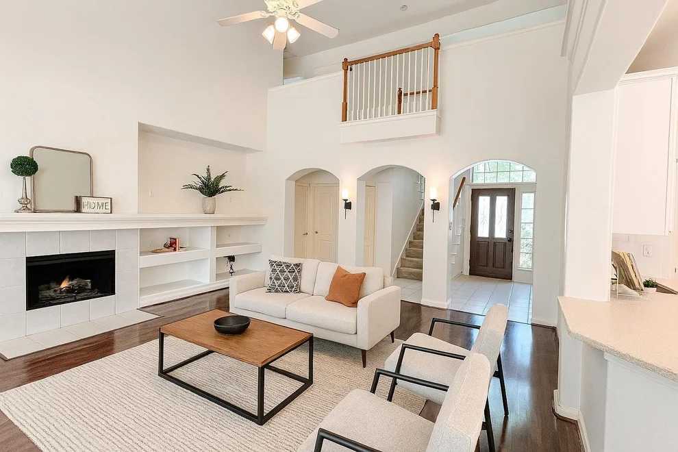 Unit for sale at 902 Arbor Pine, Tomball, TX 77375