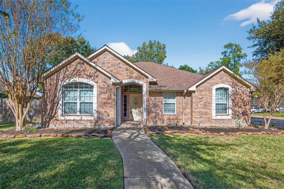 Unit for sale at 3327 Willowbend Road, Montgomery, TX 77356