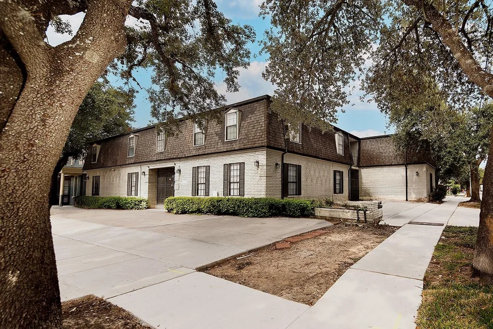 Unit for sale at 3402 Garrott Street, Houston, TX 77006