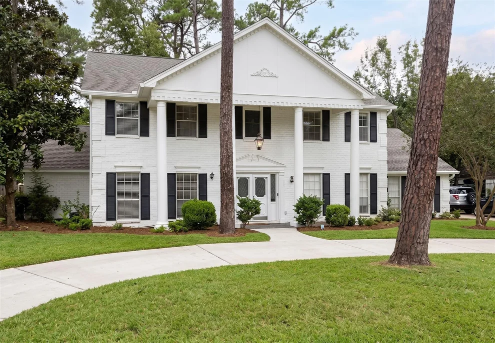 Unit for sale at 10822 Creektree Drive, Houston, TX 77070