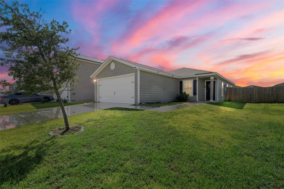 Unit for sale at 6022 Treasure Cove Road, Cove, TX 77523