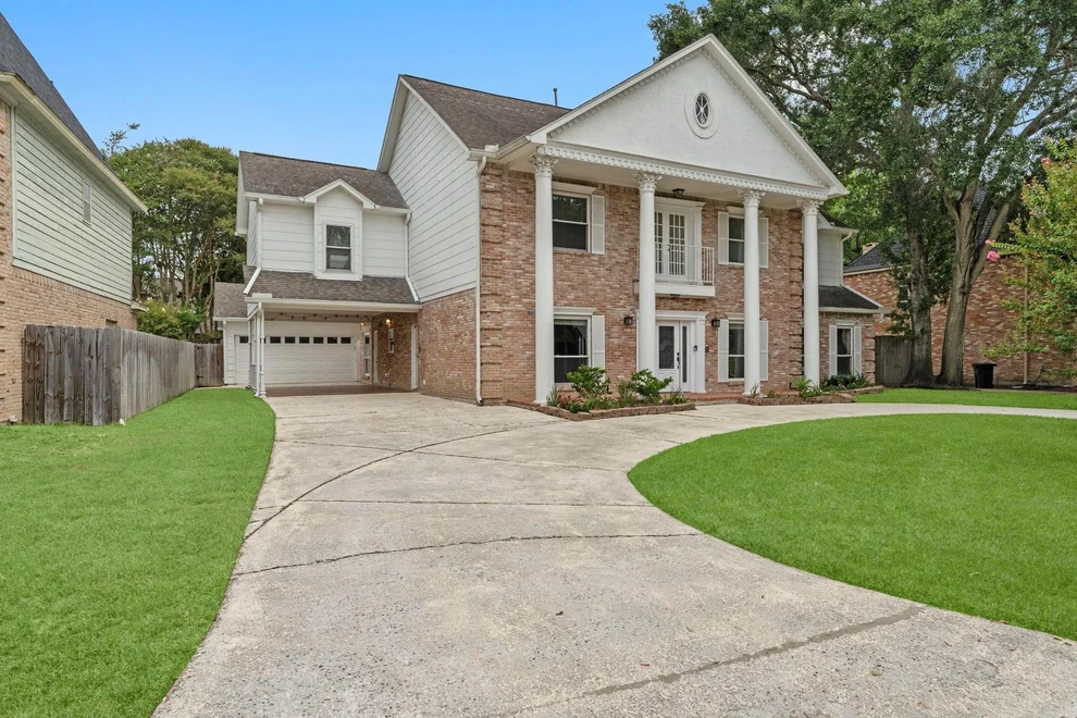 Unit for sale at 1106 Crossroads Drive, Houston, TX 77079
