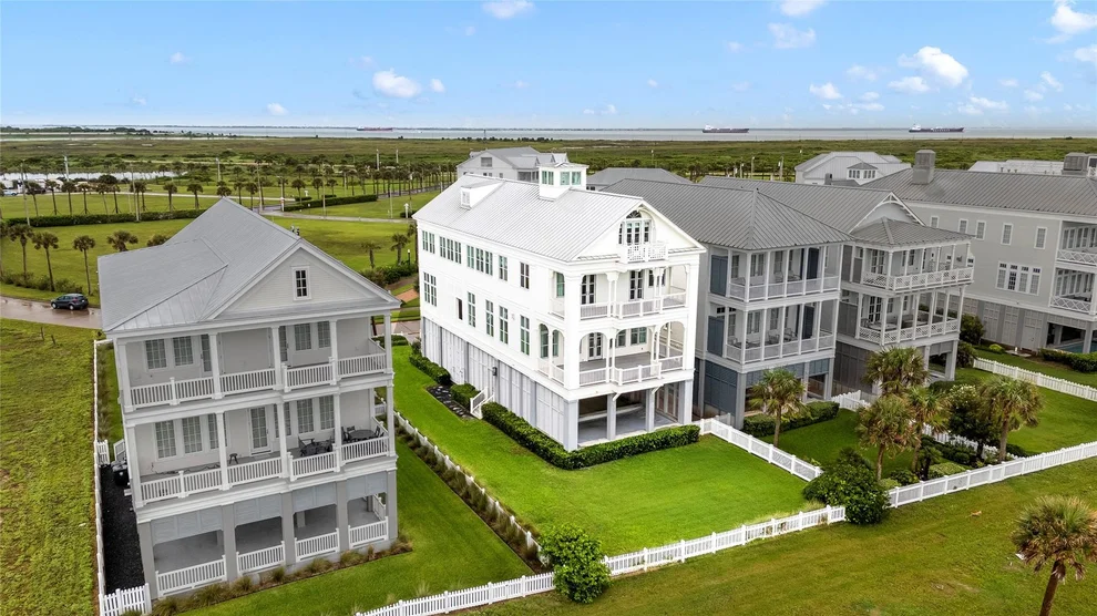 Unit for sale at 2425 E Seaside Drive, Galveston, TX 77550