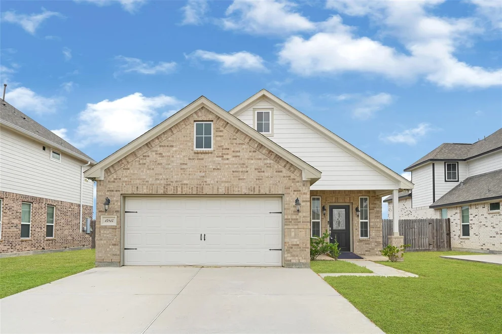 Unit for sale at 14815 Big Pine Lane, Baytown, TX 77523