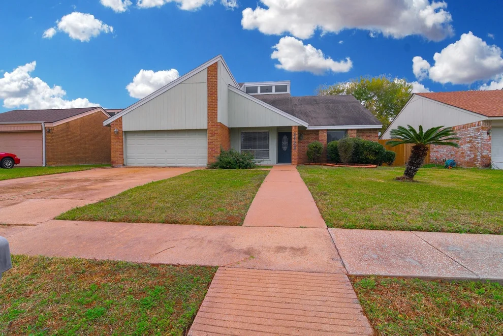 Unit for sale at 1122 New Tree Lane, Missouri City, TX 77489