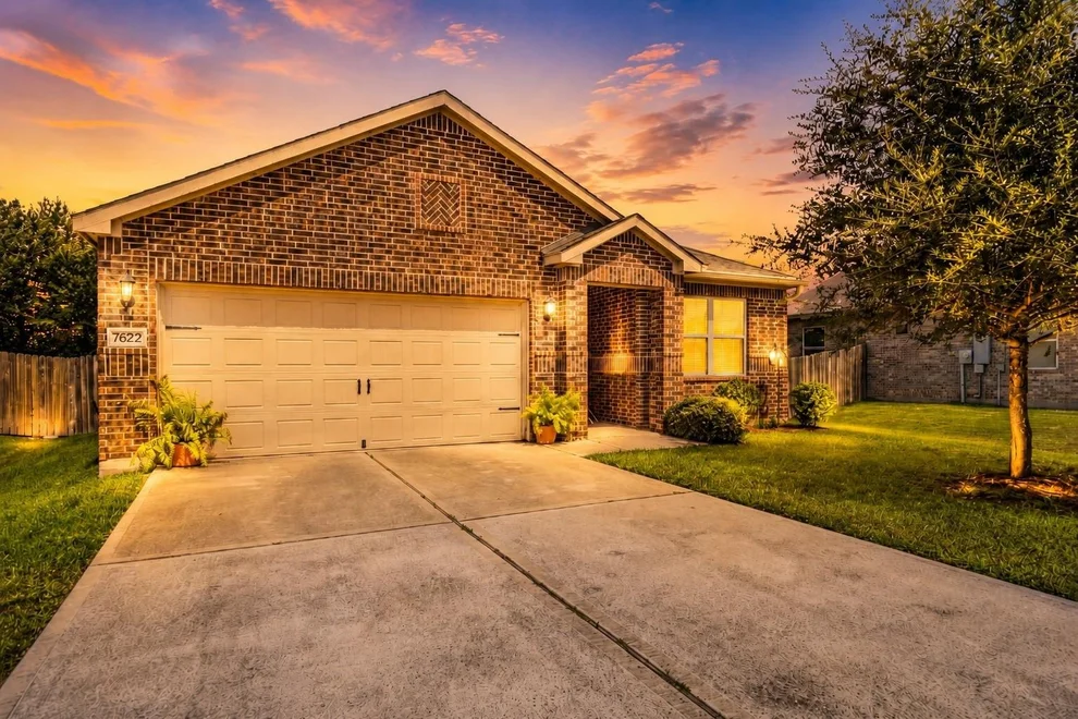 Unit for sale at 7622 Dragon Pearls Lane, Conroe, TX 77304