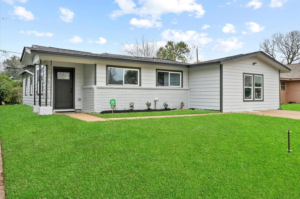 Unit for sale at 3816 Kaplan Drive, Pasadena, TX 77503