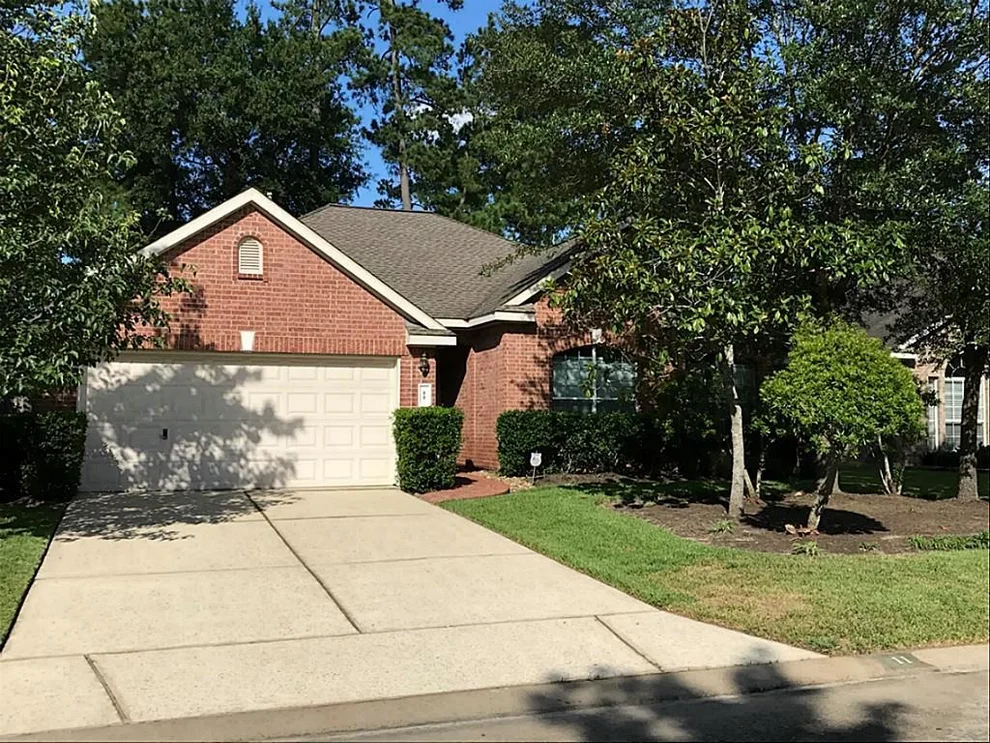 Unit for sale at 11 Trilling Bird Place, The Woodlands, TX 77384