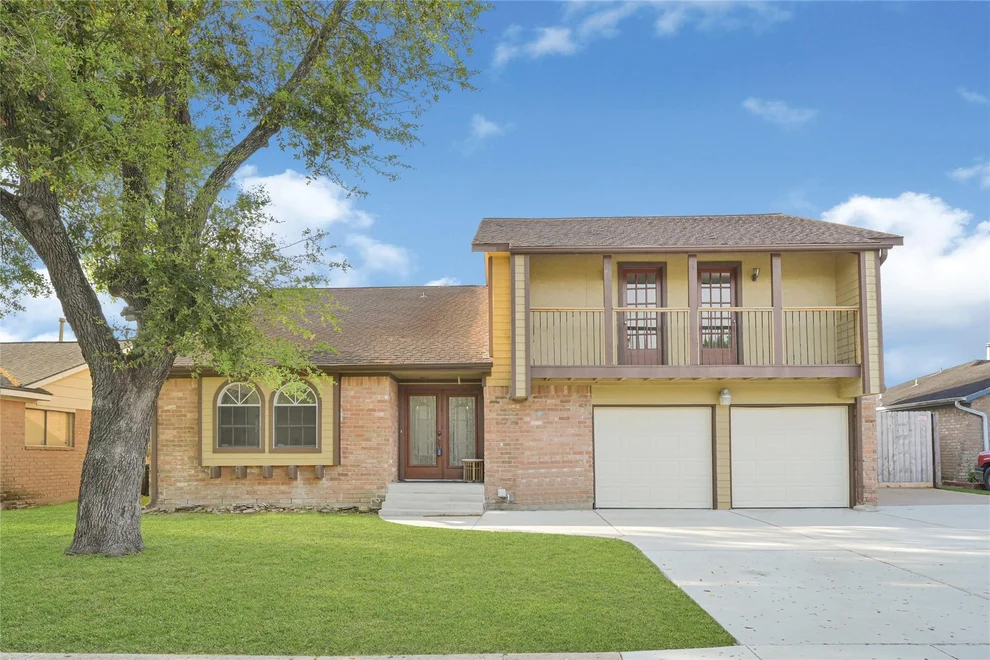 Unit for sale at 10026 Sageaspen Lane, Houston, TX 77089