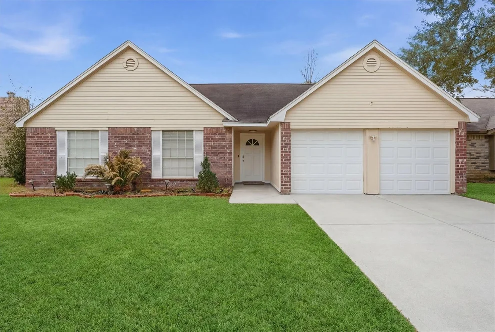 Unit for sale at 19115 Winding Branch Drive, Katy, TX 77449