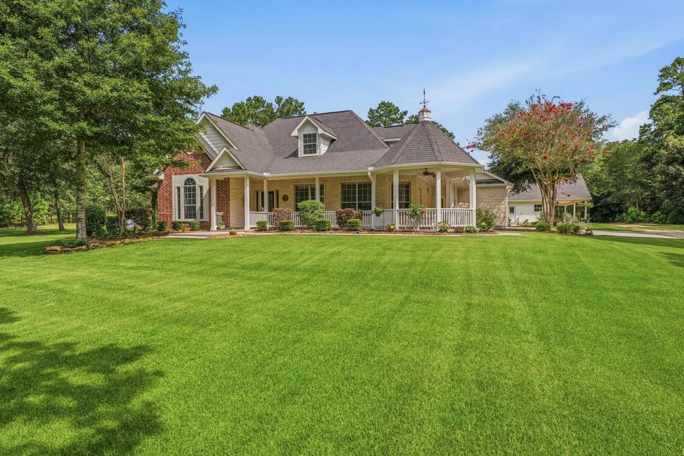 Unit for sale at 9219 Amelia Drive, Anderson, TX 77830