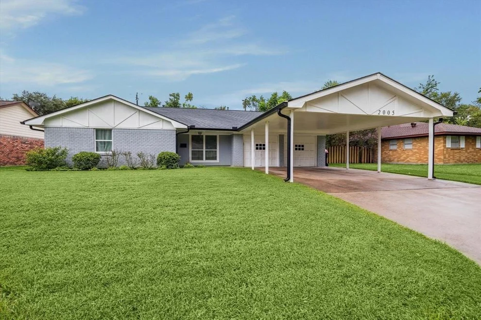 Unit for sale at 2005 Chilton Drive, Baytown, TX 77520