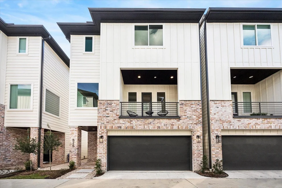 Unit for sale at 526 Janisch Road, Houston, TX 77018