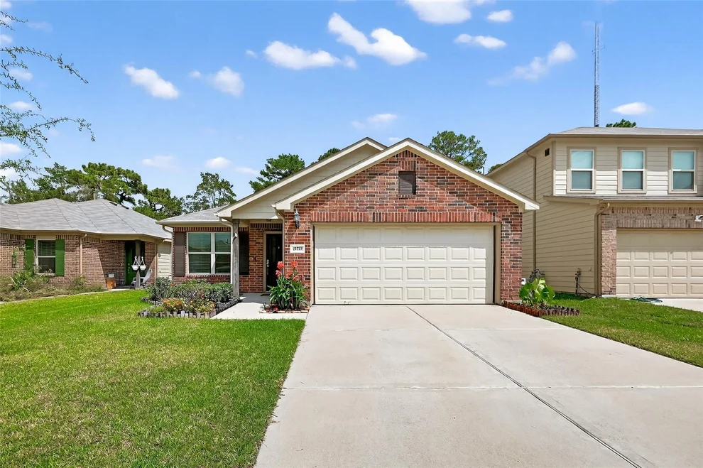Unit for sale at 21222 Bush Brook Bend Path, Tomball, TX 77377