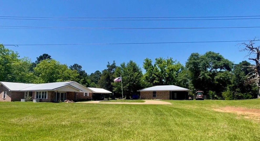 Unit for sale at 858 Fm 1272, Grapeland, TX 75844