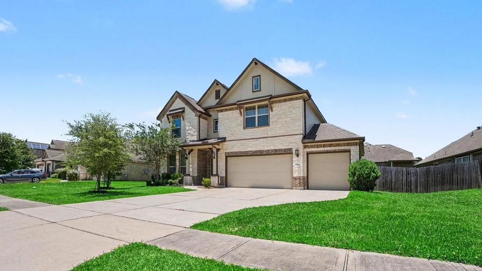 Unit for sale at 15611 E Galley Drive, Crosby, TX 77532