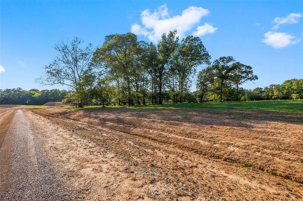 Unit for sale at 6015 Alans Memorial Lane, New Waverly, TX 77358