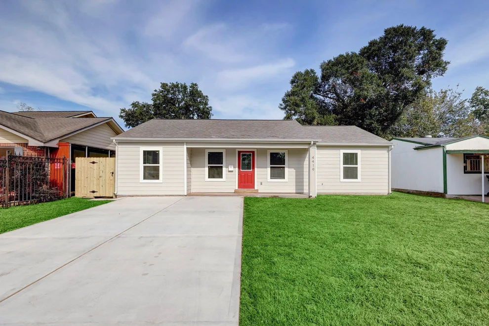 Unit for sale at 4419 Botany Lane, Houston, TX 77047