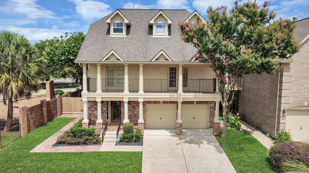 Unit for sale at 3611 Royal Royce Drive, Houston, TX 77042