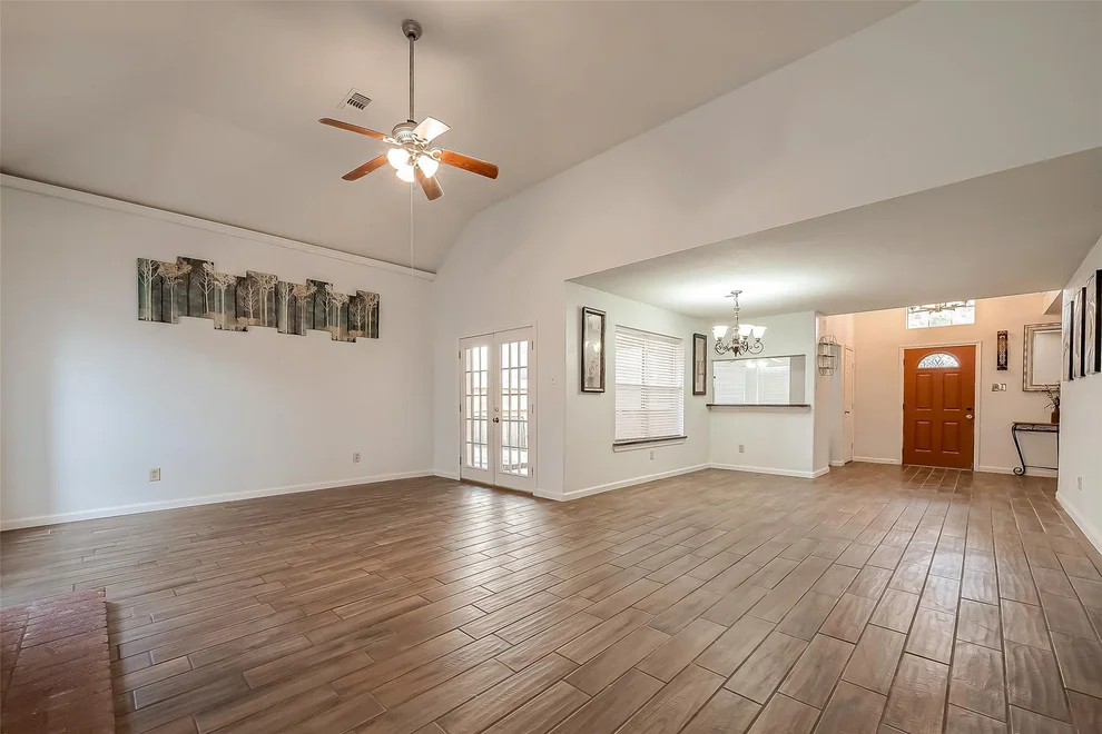 Unit for sale at 5110 Prairie Creek Drive, Houston, TX 77084