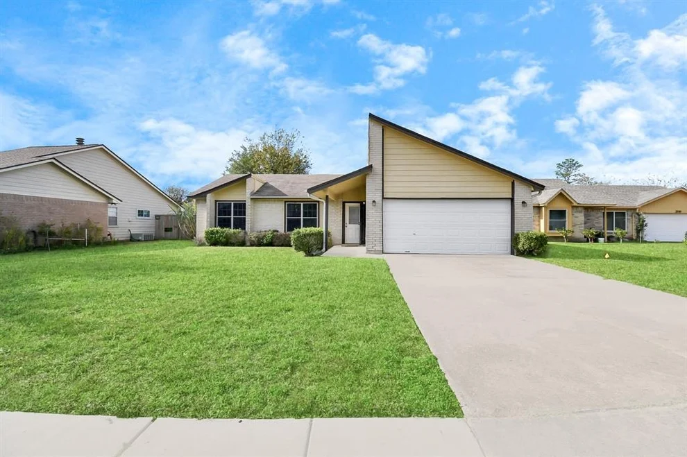 Unit for sale at 2514 Spring Place Court, Missouri City, TX 77489