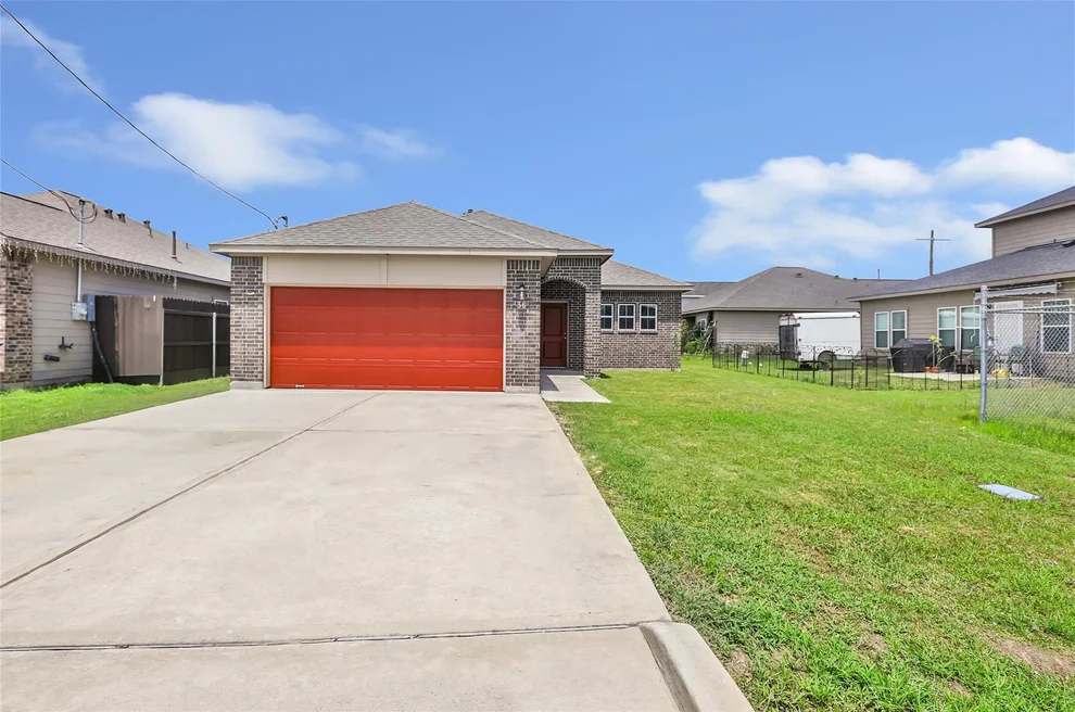 Unit for sale at 36 County Road 5102c, Cleveland, TX 77327