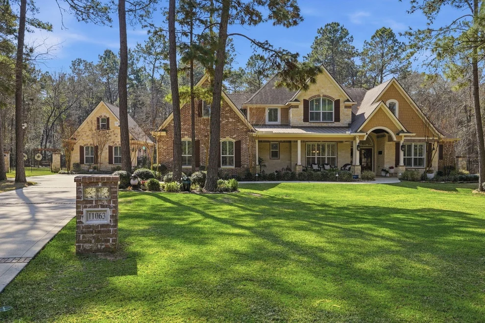 Unit for sale at 11063 Sunset Avenue, Magnolia, TX 77354