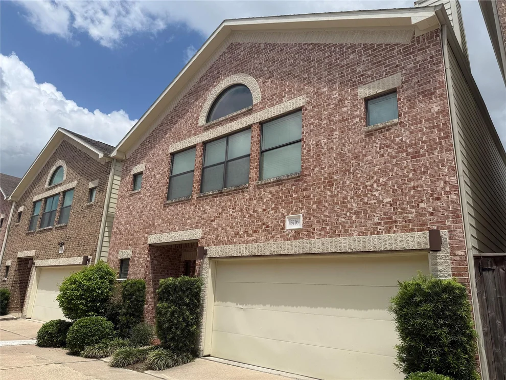 Unit for sale at 3716 Main Plaza Drive, Houston, TX 77025