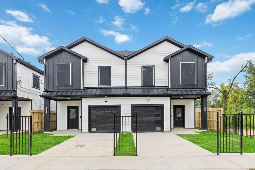 Unit for sale at 6736 Paris Street, Houston, TX 77021