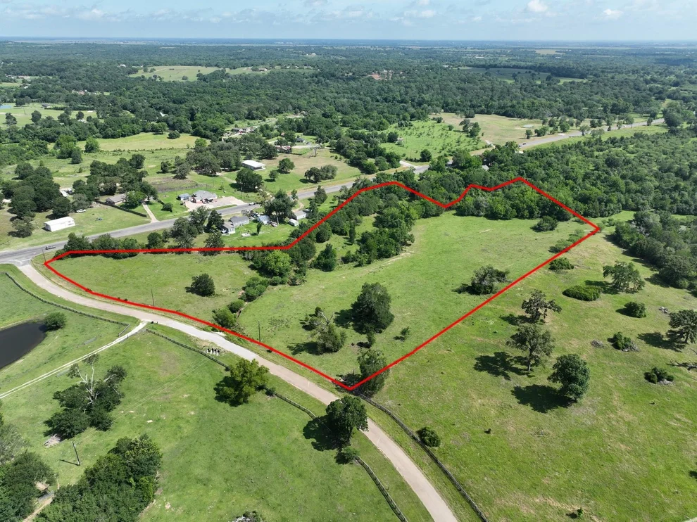 Unit for sale at 8566 Equestrian Lane, Washington, TX 77880