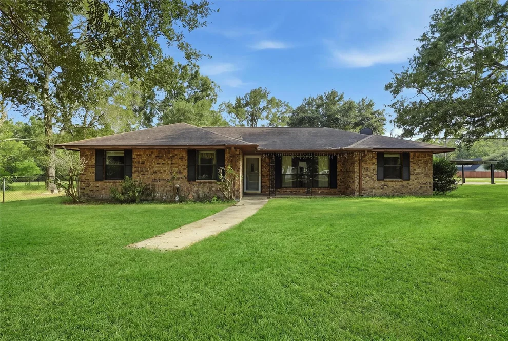 Unit for sale at 460 County Road 3182, Cleveland, TX 77327