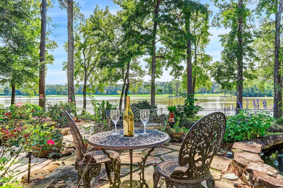 Unit for sale at 14 Shorelake Drive, Kingwood, TX 77339