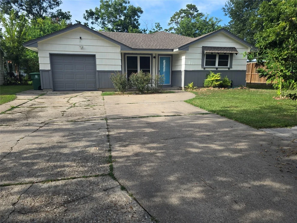 Unit for sale at 7127 Willowtex Drive, Houston, TX 77396