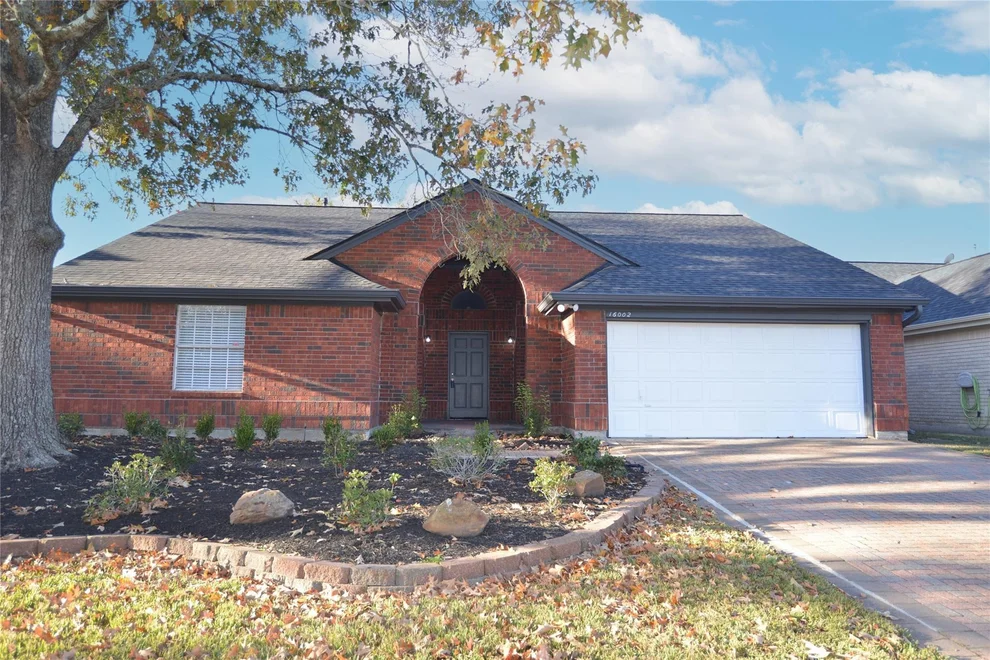 Unit for sale at 16002 Constitution Lane, Friendswood, TX 77546