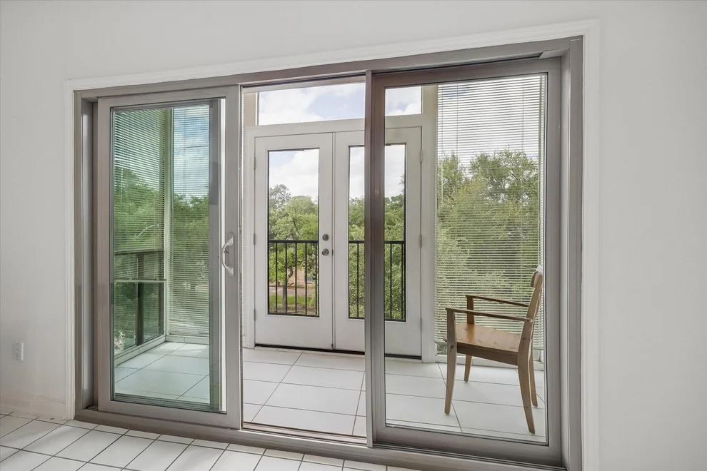 Unit for sale at 2475 Underwood Street, Houston, TX 77030