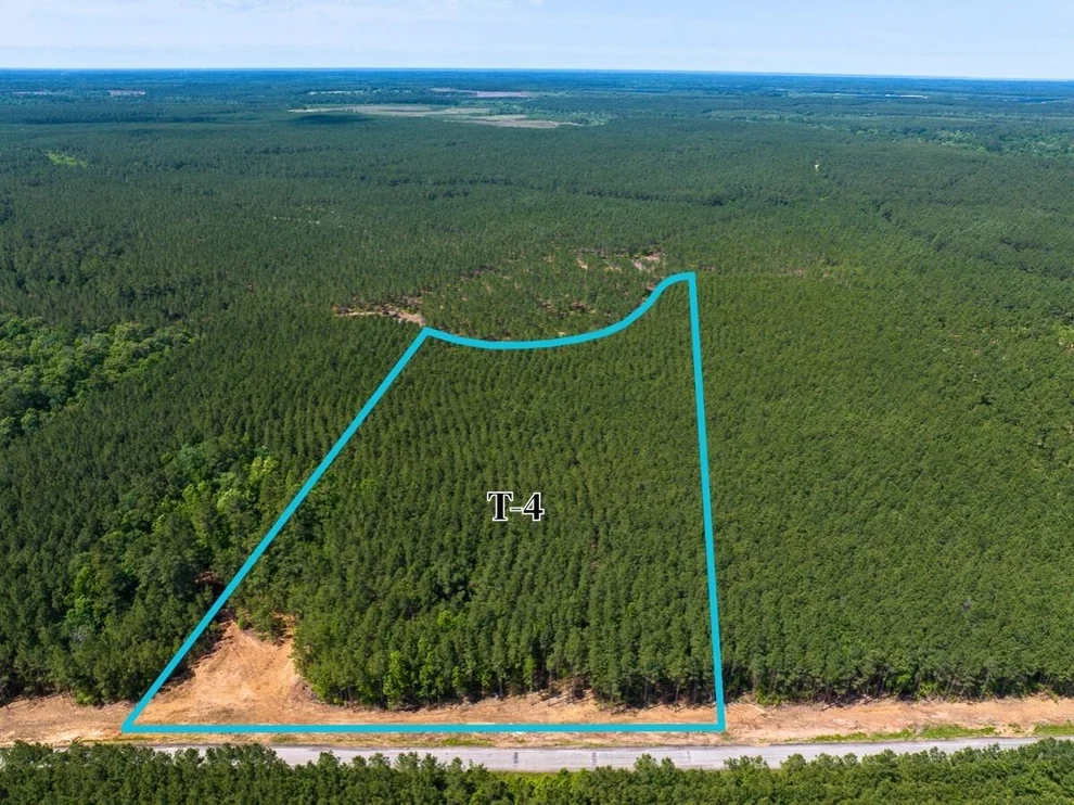 Unit for sale at 4 Camp Ruby Road, Livingston, TX 77351