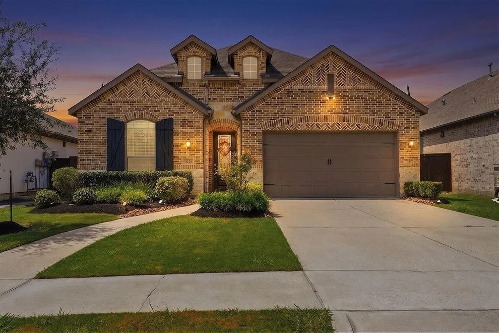 Unit for sale at 4042 Shackleton Court, Iowa Colony, TX 77583